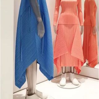 プリーツプリーズイッセイミヤケ(PLEATS PLEASE ISSEY MIYAKE)のPLEATS PLEASE ISSEY MIYAKE BLUE SKIRT(その他)