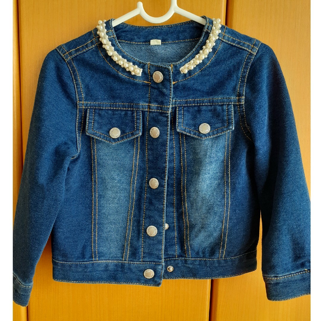 子供服　デニムジャケット キッズ/ベビー/マタニティのキッズ服女の子用(90cm~)(ジャケット/上着)の商品写真