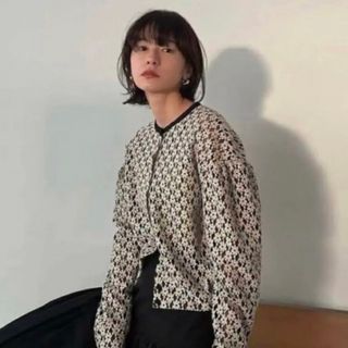 クラネ(CLANE)のCLANE  3D FLOWER LACE CARDIGAN(カーディガン)