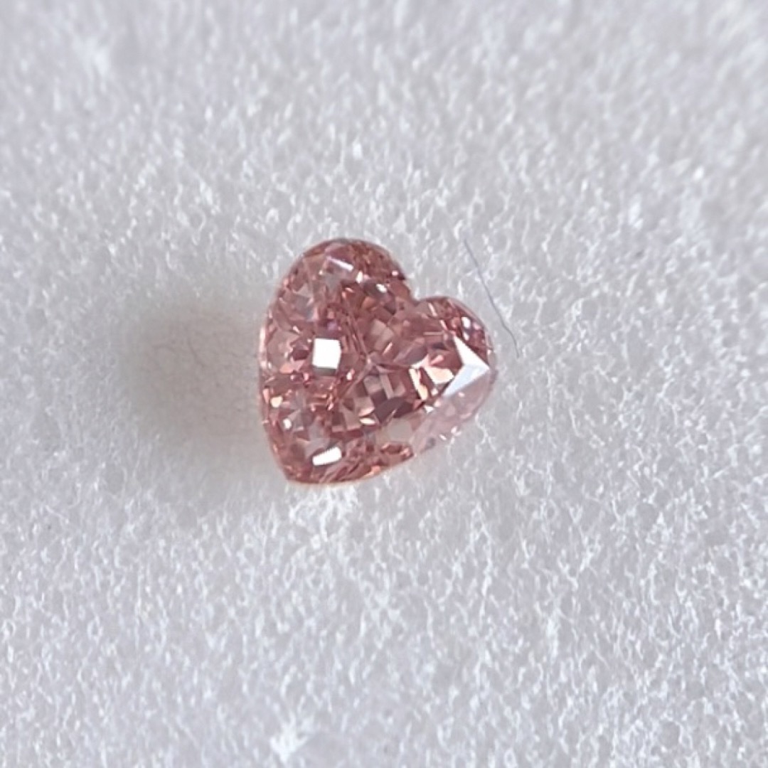 0.142ct VS-1 天然ピンクダイヤFANCY INTENSE PINKレッドダイヤ