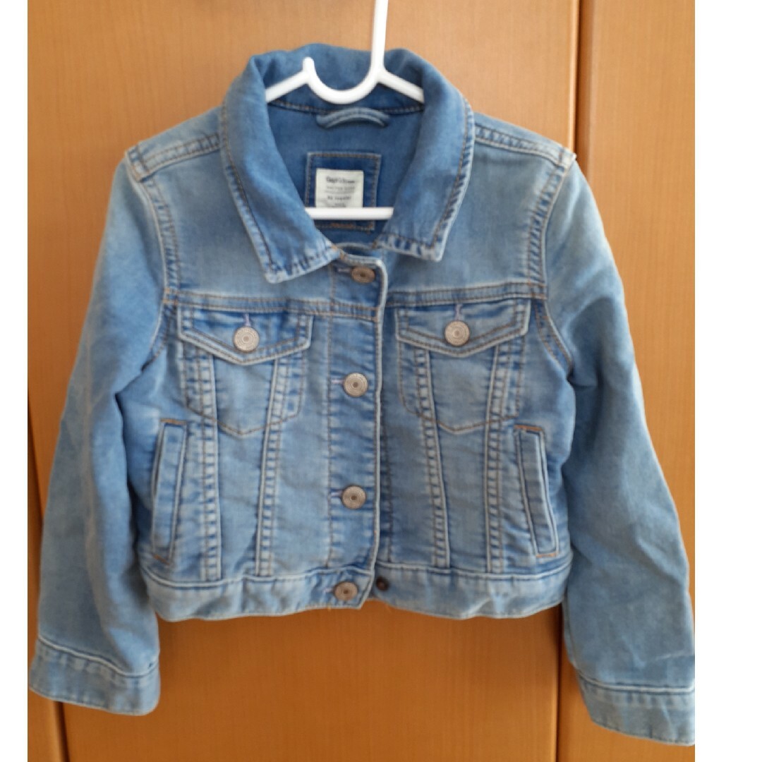 GAP Kids(ギャップキッズ)のGAPKids　デニムジャケット キッズ/ベビー/マタニティのキッズ服女の子用(90cm~)(ジャケット/上着)の商品写真