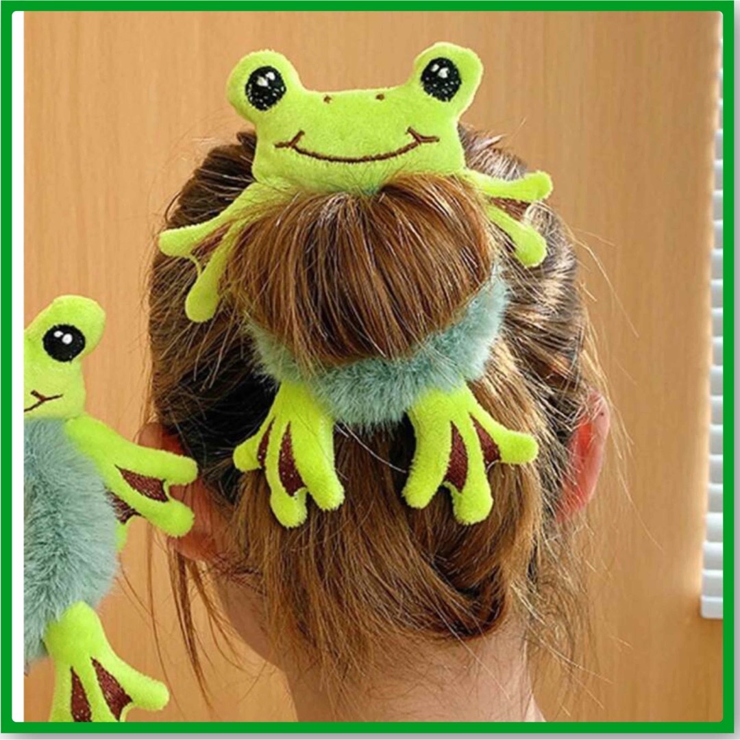 シュシュ カエル かえる ぬいぐるみ ゴム 髪ゴム 可愛い かわいい 緑 みどり レディースのヘアアクセサリー(ヘアゴム/シュシュ)の商品写真