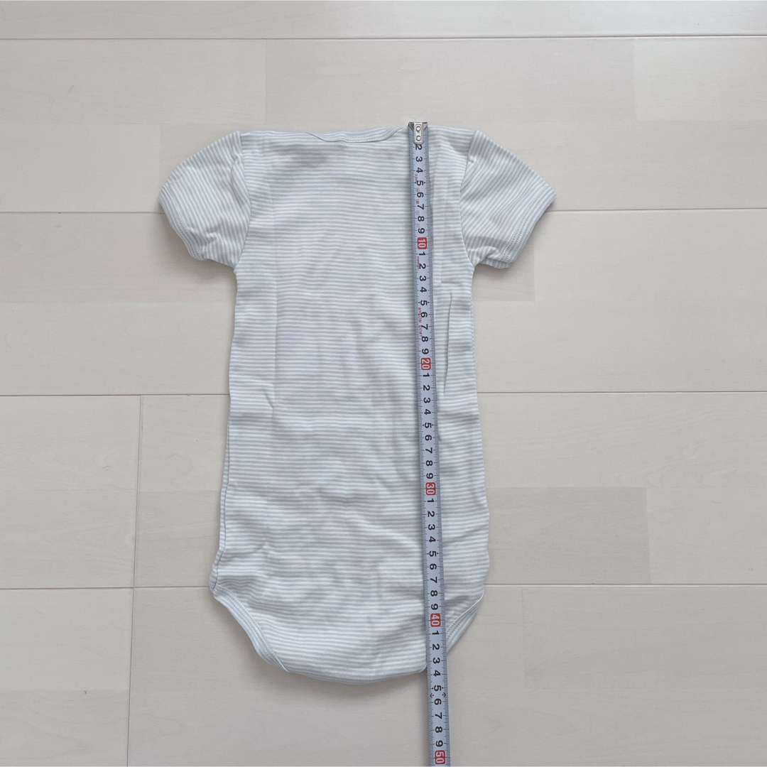 PETIT BATEAU(プチバトー)のプチバトー　半袖ボディ3枚組　24m キッズ/ベビー/マタニティのベビー服(~85cm)(ロンパース)の商品写真