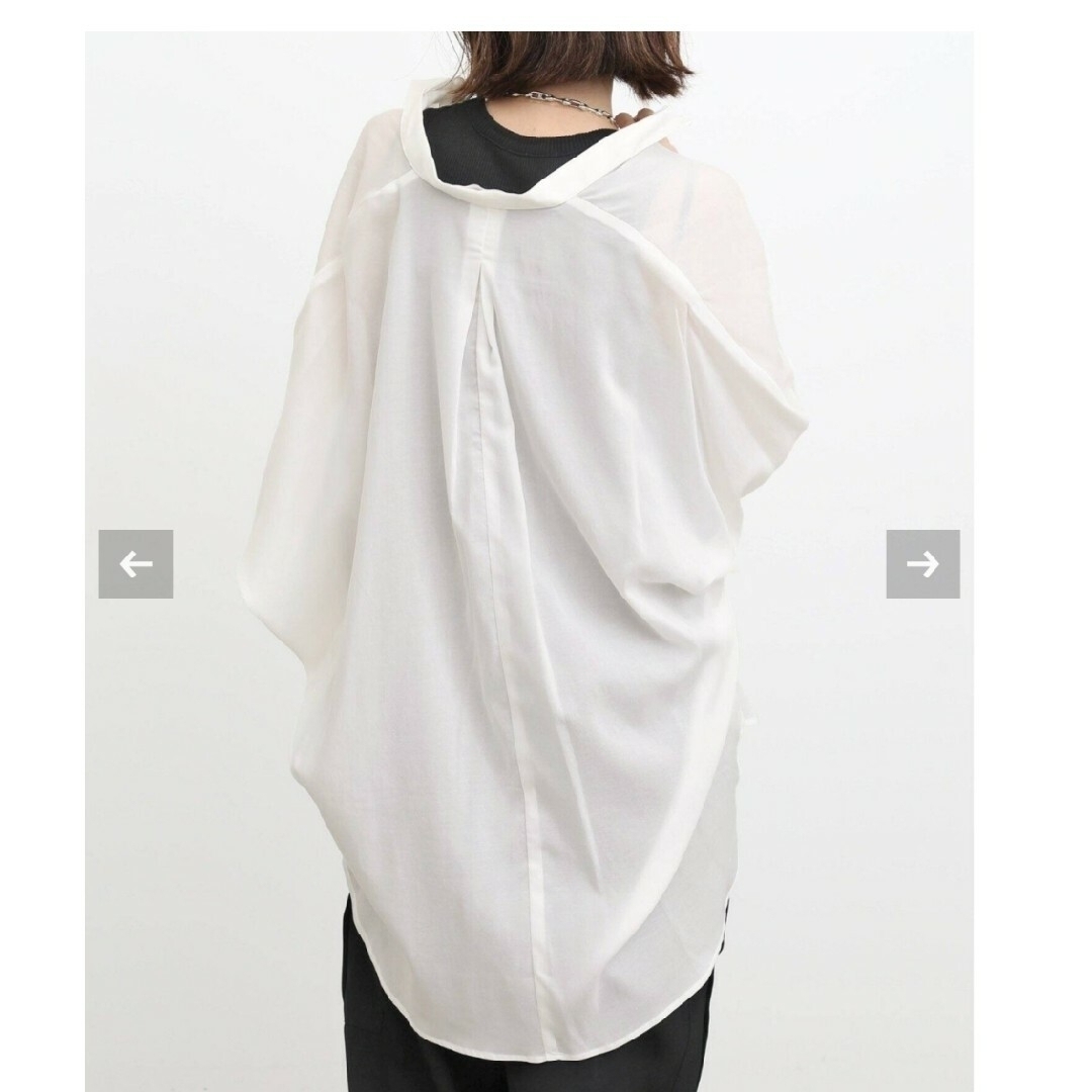 L'Appartement DEUXIEME CLASSE(アパルトモンドゥーズィエムクラス)のL'Appartement Dolman sleeve sheer Blouse レディースのトップス(シャツ/ブラウス(長袖/七分))の商品写真