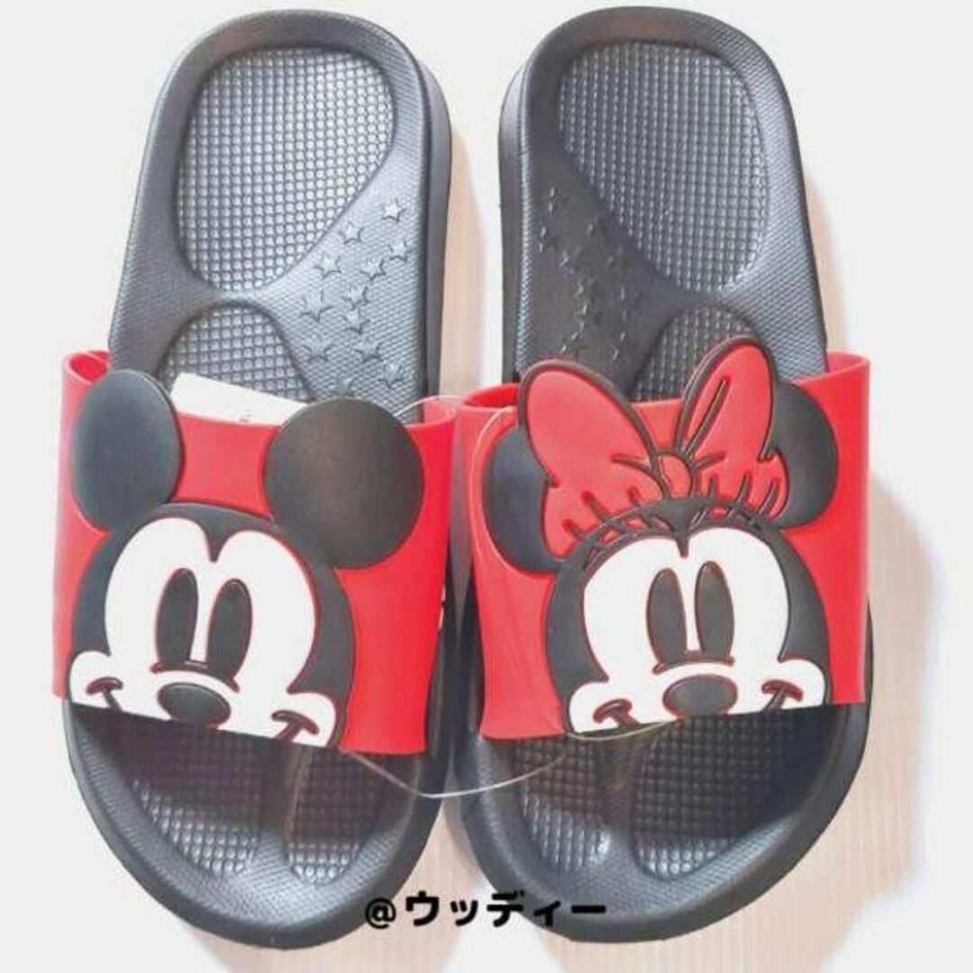Disney(ディズニー)の新品 ディズニー シャワーサンダル 軽量 23cm 黒赤 ミッキー ミニー レディースの靴/シューズ(サンダル)の商品写真