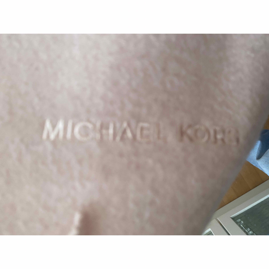 Michael Kors(マイケルコース)の新品未使用　マイケルコース　カシミヤ100 ショール レディースのファッション小物(マフラー/ショール)の商品写真