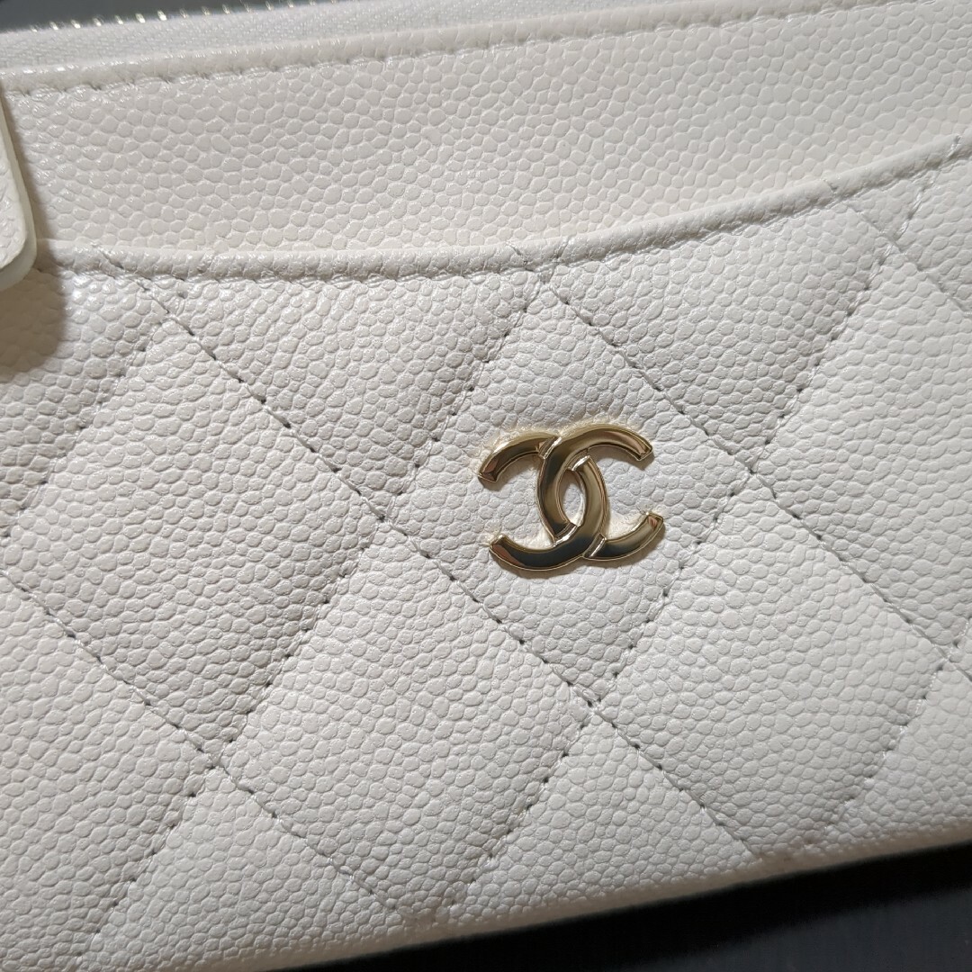 CHANEL(シャネル)のシャネル CHANEL キャビアスキン カードケース コインケース ミニ財布 白 レディースのファッション小物(財布)の商品写真