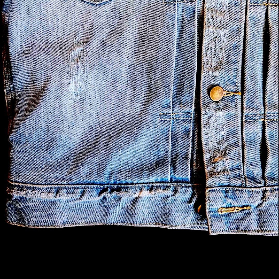 Ron Herman(ロンハーマン)のRHC Ron Hermanロンバーマン ダメージデニムジャケット Mサイズ メンズのジャケット/アウター(Gジャン/デニムジャケット)の商品写真
