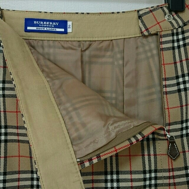 BURBERRY(バーバリー)のBURBERRY スカート レディースのスカート(ひざ丈スカート)の商品写真