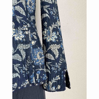 インド綿　ブロックプリント　リバーシブル　キルトジャケット　ブルー×ホワイト