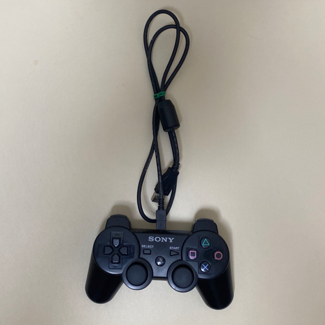 PlayStation3(プレイステーション3)の⭐︎初期化・動作確認済み⭐︎  PS3（プレイステーション3）本体　 エンタメ/ホビーのゲームソフト/ゲーム機本体(家庭用ゲーム機本体)の商品写真