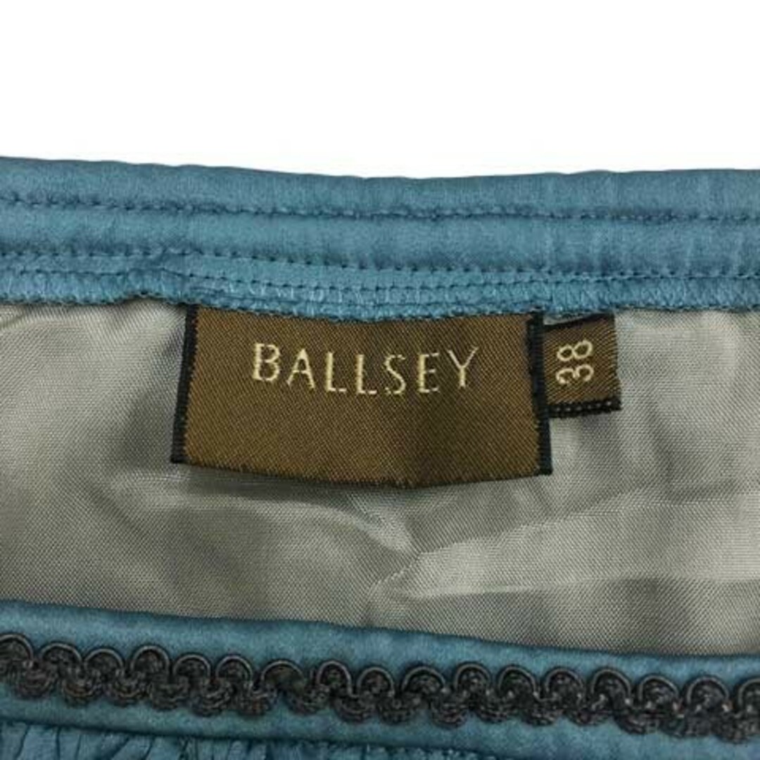 Ballsey(ボールジィ)のボールジー トゥモローランド スカート フレア ギャザー 膝丈 刺繍 38 緑 レディースのスカート(ひざ丈スカート)の商品写真