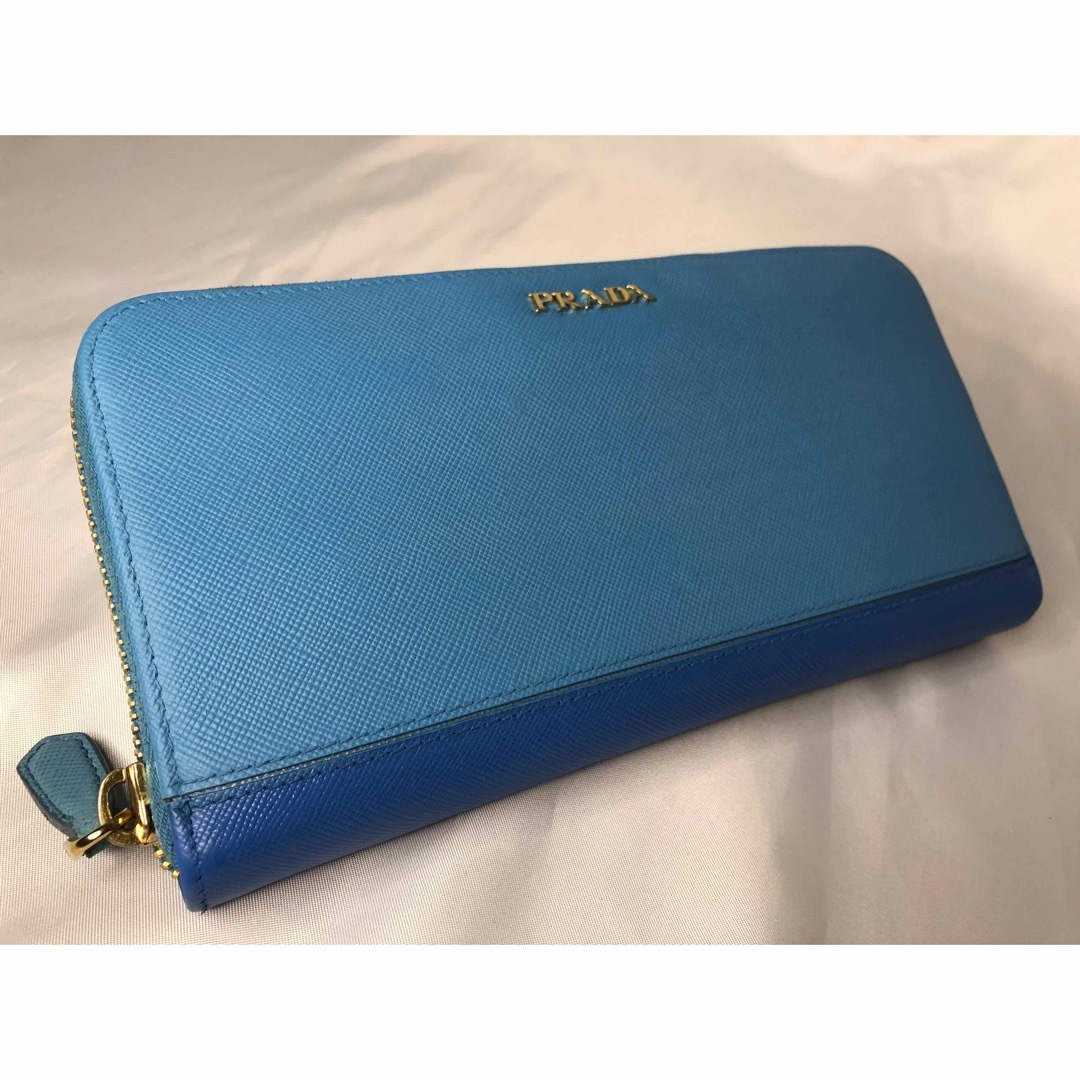 超美品　PRADA プラダ 長財布　ラウンドファスナー　ブルー×ライトブルー