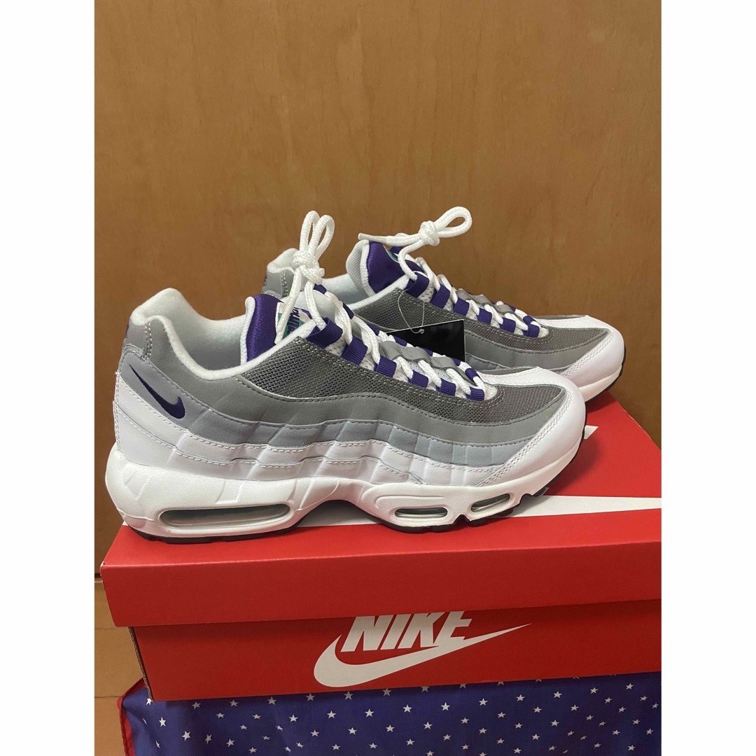 新品 ナイキ エアマックス95 WMNS AIR MAX W27.5cm-