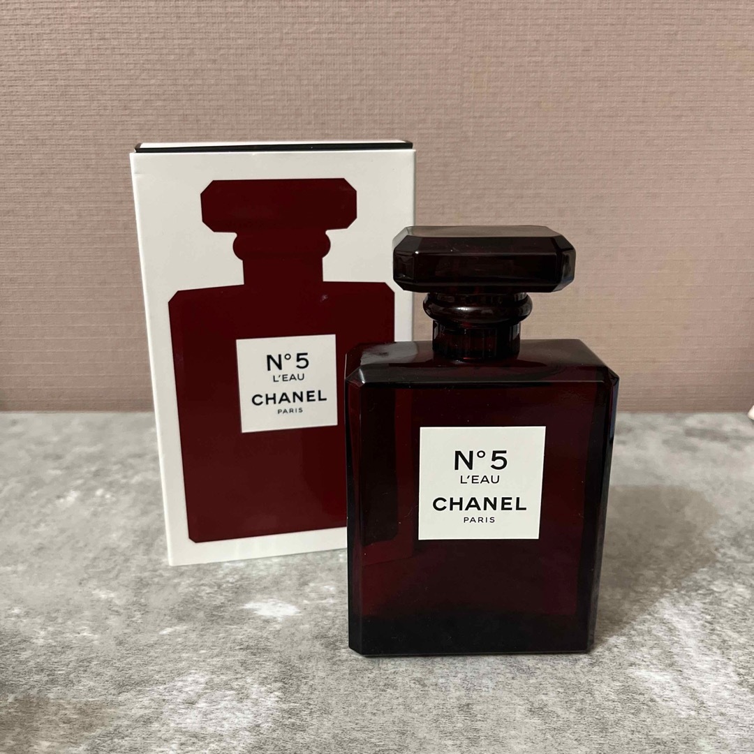 【新品】CHANELシャネル　N°5 ロー オードゥ トワレッド 香水100ml