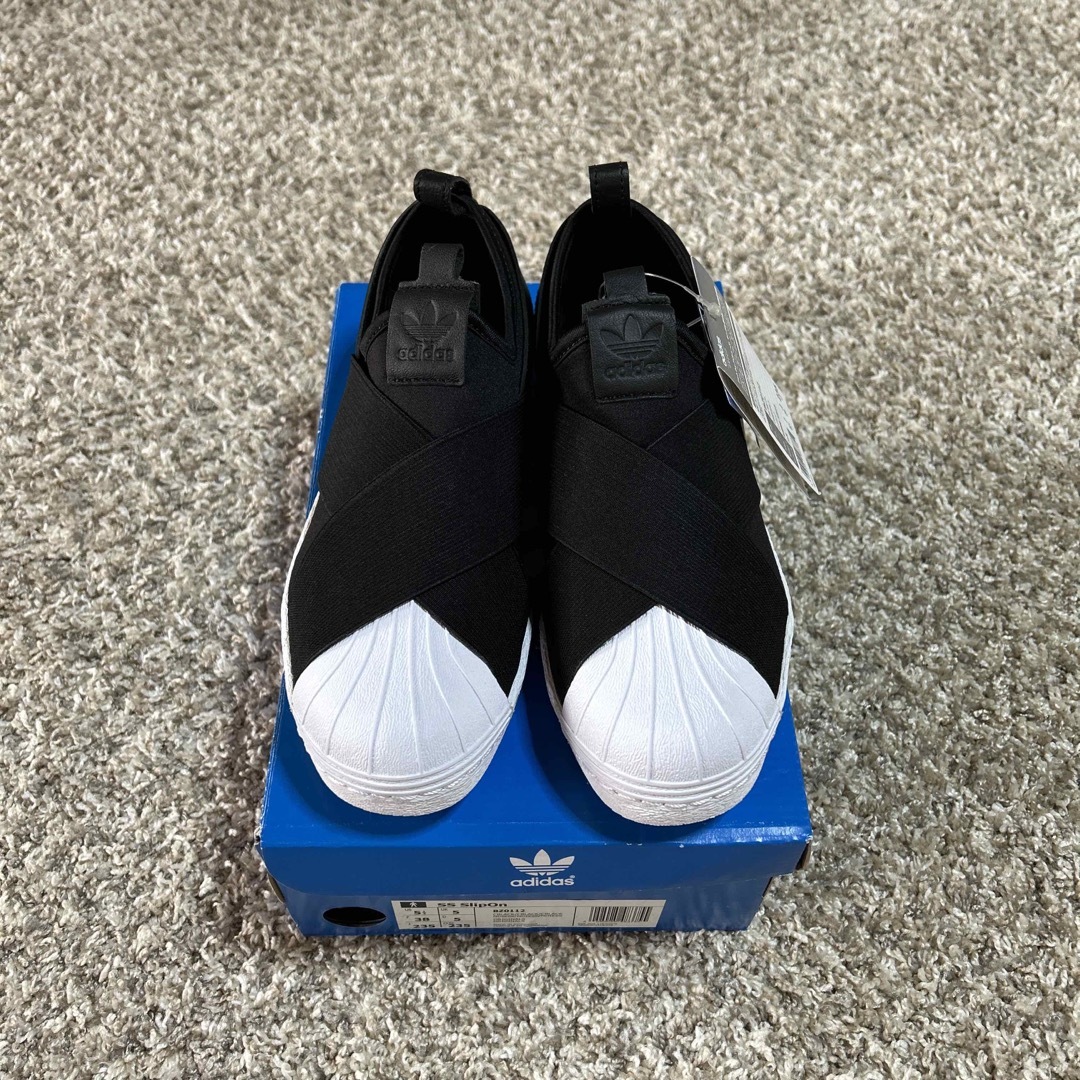 adidas(アディダス)のadidas  オリジナルス　スーパースター　スリッポン　23.5cm レディースの靴/シューズ(スニーカー)の商品写真