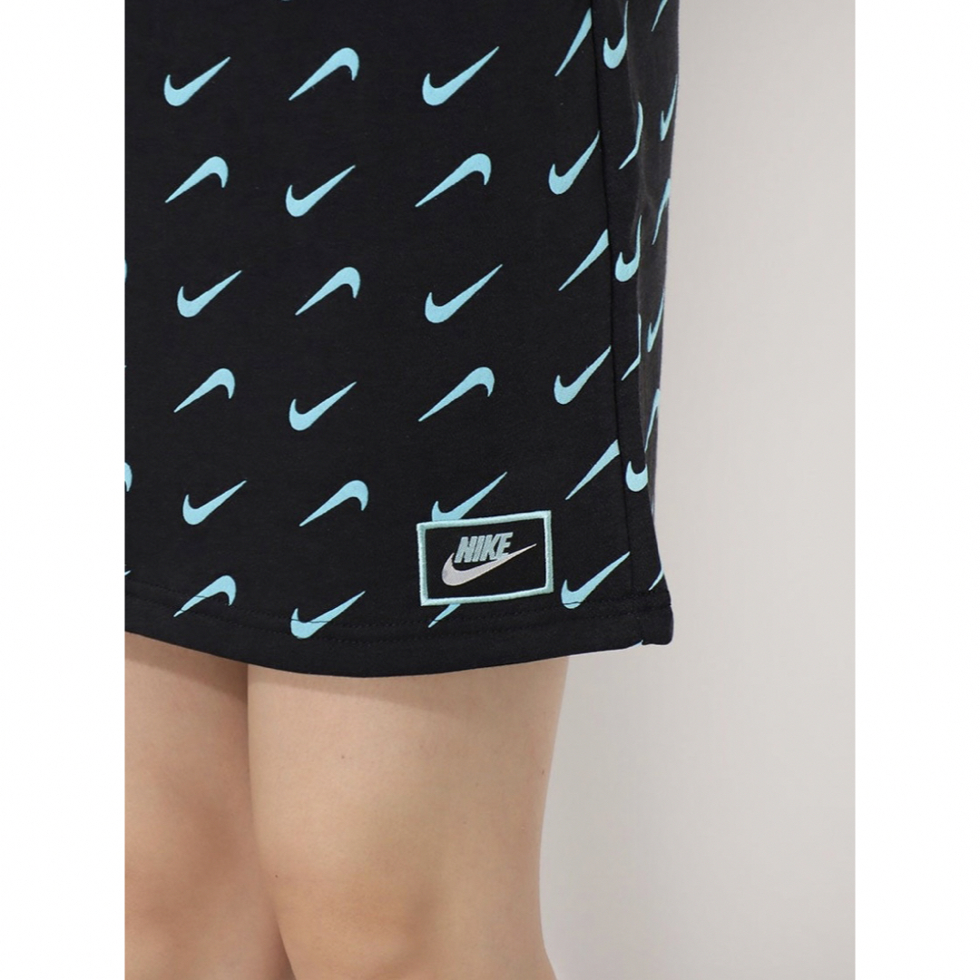 NIKE(ナイキ)の新品　NIKE ナイキ　裏起毛　総柄　スカート　S レディースのスカート(ミニスカート)の商品写真