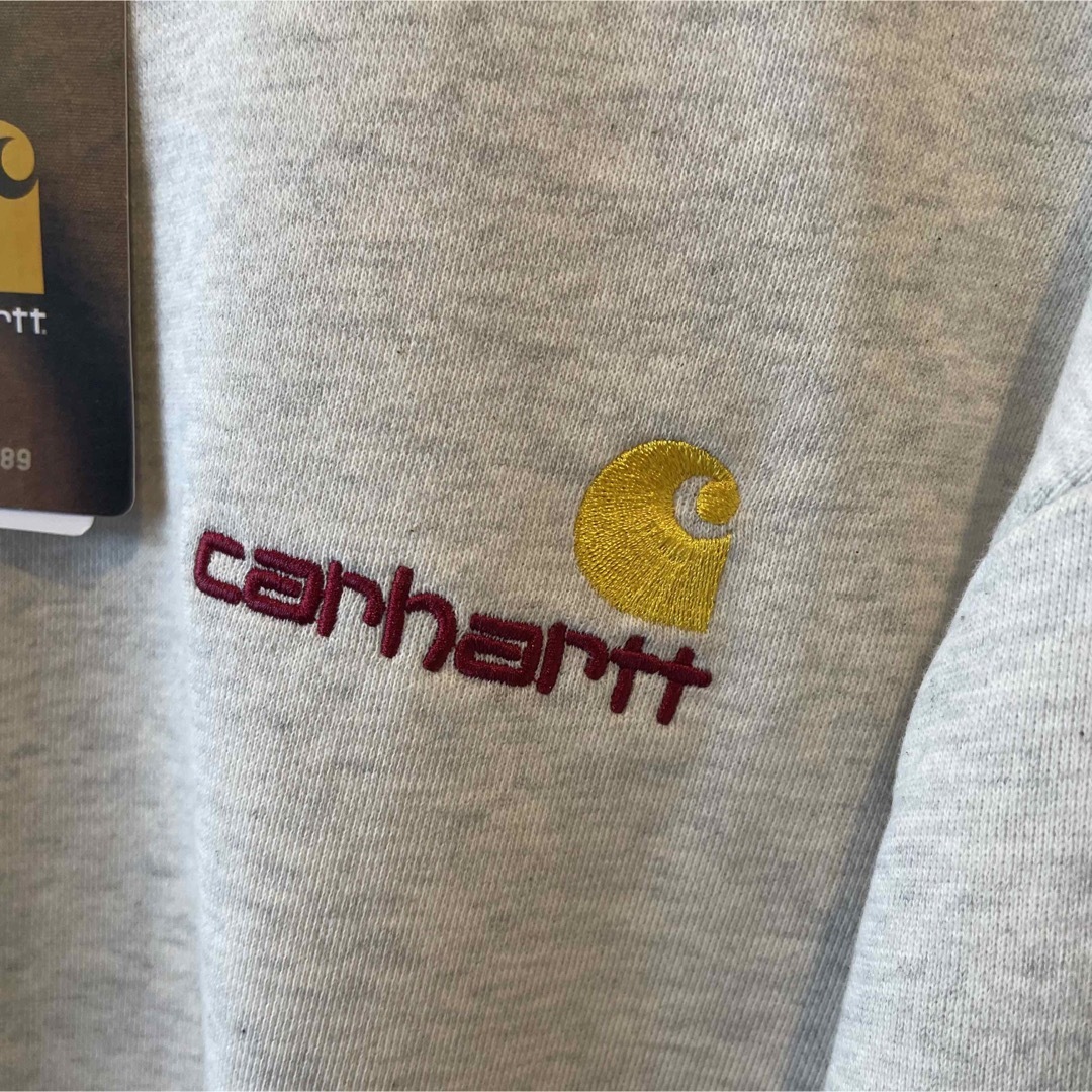 carhartt(カーハート)の【大人気！】Carhartt カーハート　トレーナー　スウェット　刺繍ロゴ　新品 レディースのトップス(トレーナー/スウェット)の商品写真