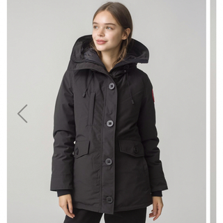 カナダグース(CANADA GOOSE)の美品カナダグース　カナダグース Charlotte Parka  S(ダウンジャケット)