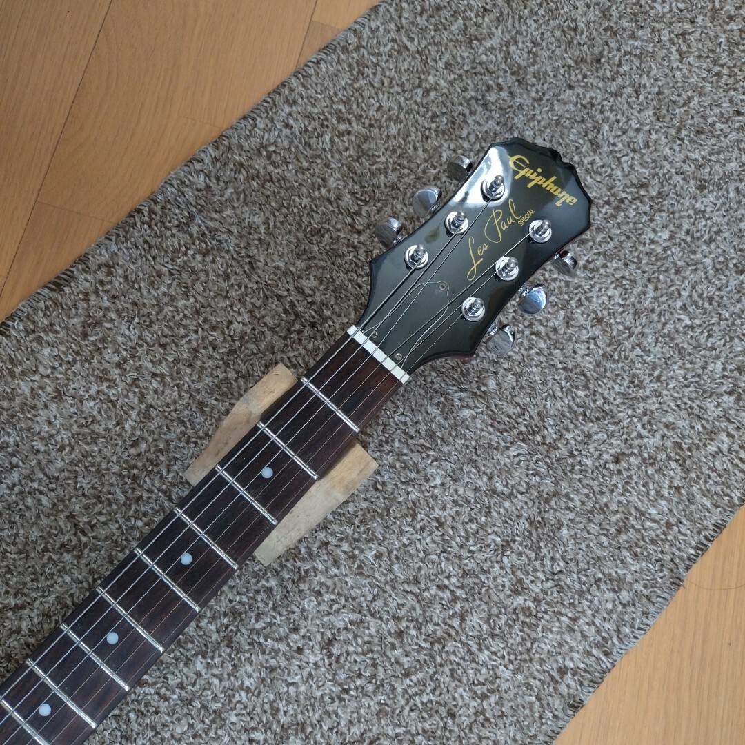 Epiphone レスポールスペシャル エレキギター