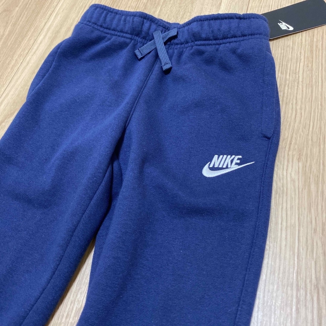 NIKE(ナイキ)のナイキパンツ スウェットパンツ　長ズボン 110-116cm 値下げ不可 キッズ/ベビー/マタニティのキッズ服男の子用(90cm~)(パンツ/スパッツ)の商品写真