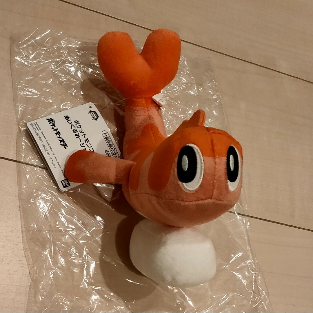 シャリタツ ぬいぐるみ オレンジ(えび) エンタメ/ホビーのおもちゃ/ぬいぐるみ(ぬいぐるみ)の商品写真