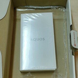 アクオス(AQUOS)のSHARP AQUOS sense6s シルバー SIMフリー 新品未開封(スマートフォン本体)