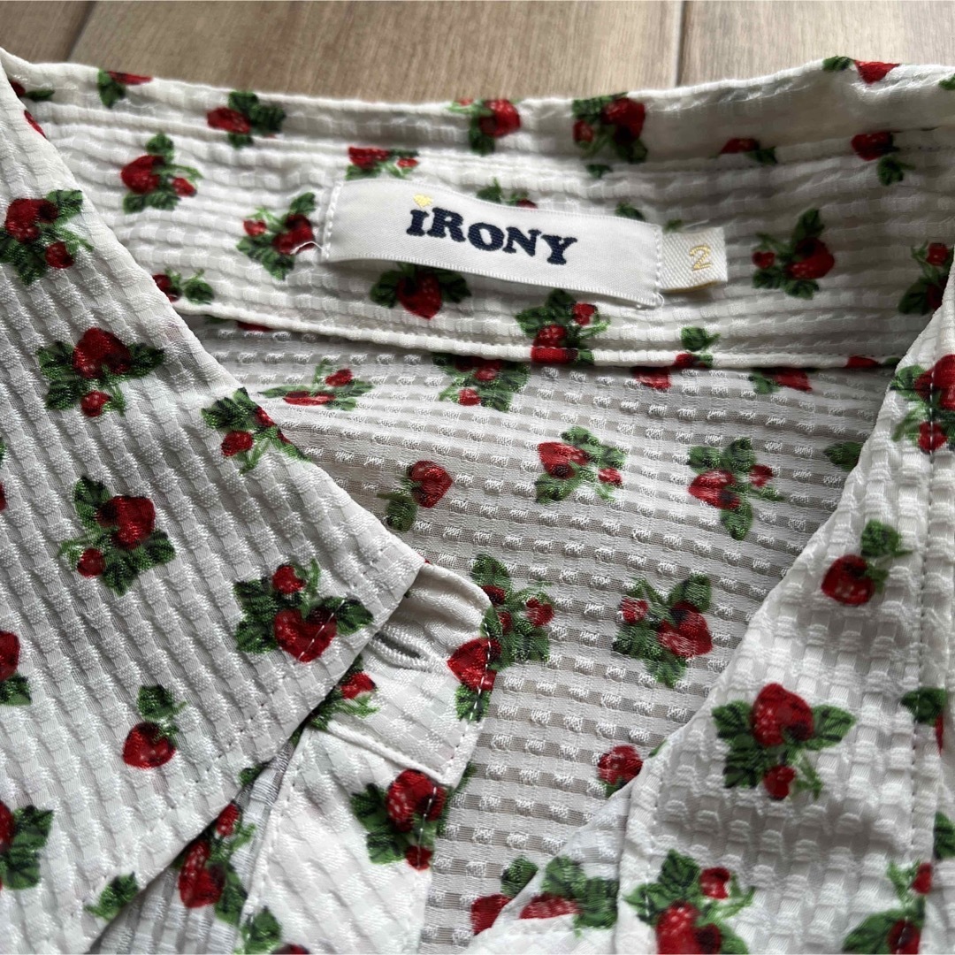 IRONY(アイロニー)の1634 アイロニー　シャツ レディースのトップス(シャツ/ブラウス(長袖/七分))の商品写真