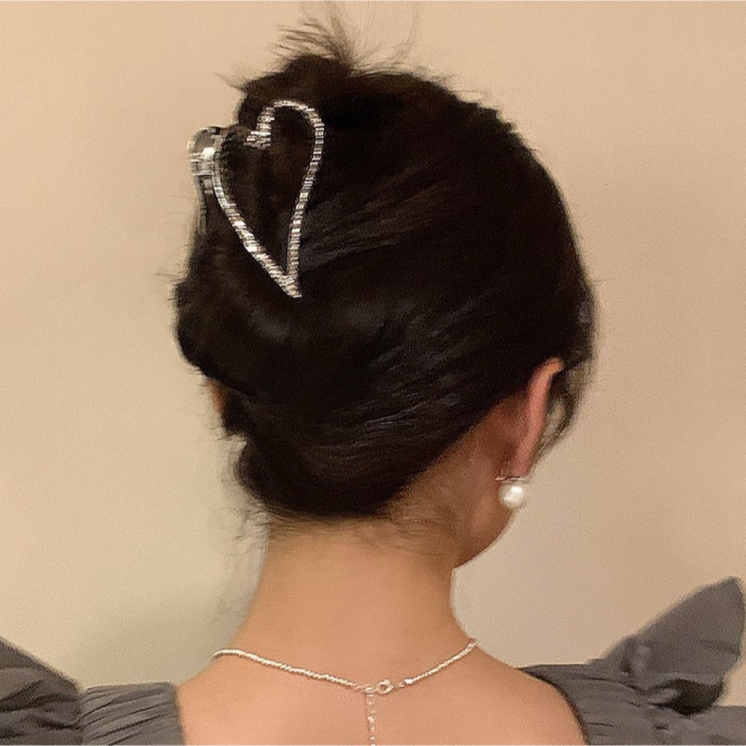 新品　バンスクリップ1点　ヘアクリップ バレッタ ヘアピン 大人かわいい　韓国 レディースのヘアアクセサリー(バレッタ/ヘアクリップ)の商品写真