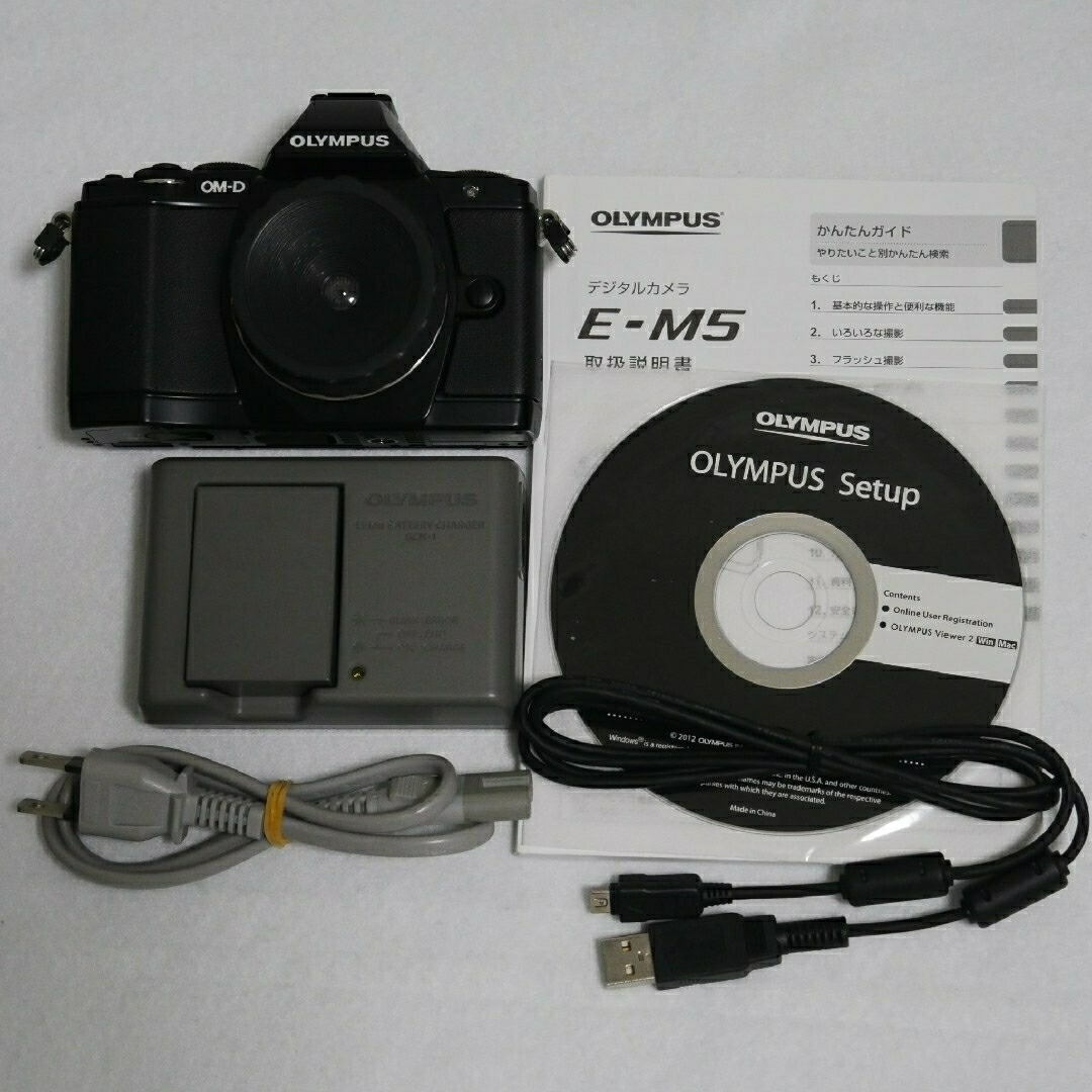 オリンパスOM-D E-M5ボディー美品おまけレンズ