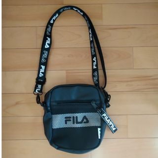 フィラ(FILA)のFILA ショルダーバック　ブラック(ショルダーバッグ)