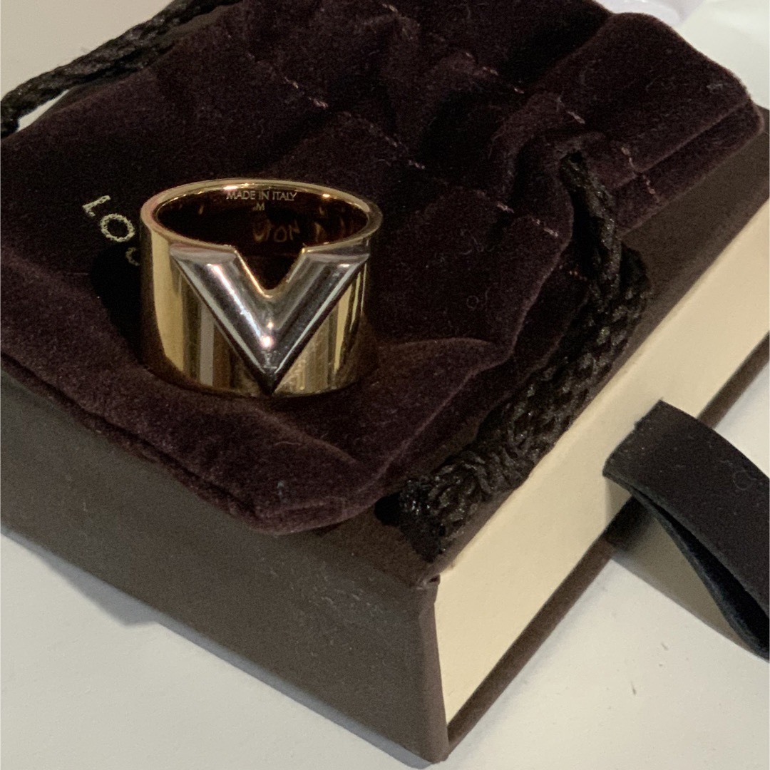 LOUIS VUITTON エセンシャルV リング アクセサリー LOUIS VUITTON エセンシャルV リング アクセサリー