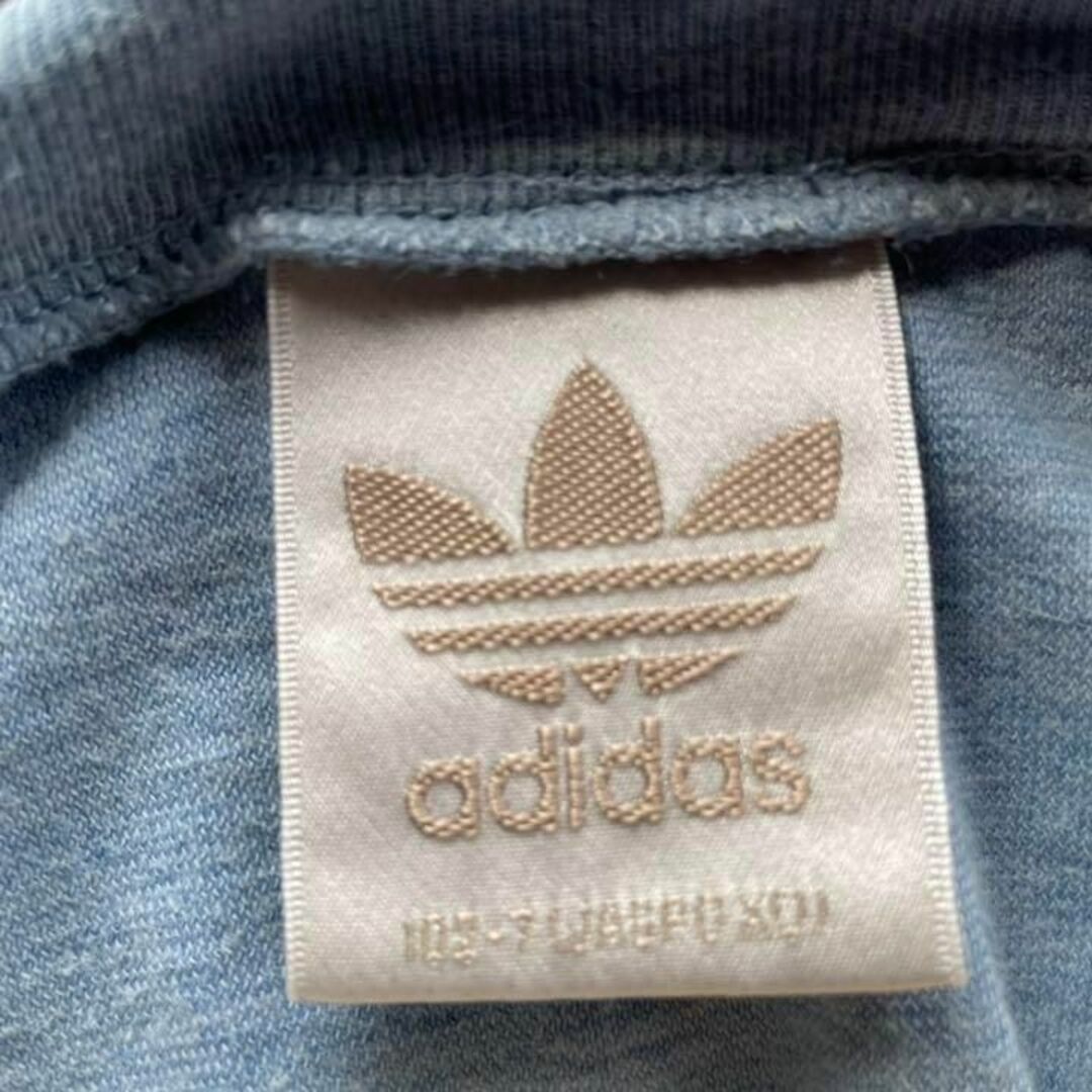 アディダス 70sヴィンテージ デサント社 刺繍ロゴ ワンポイント アディダス 70sヴィンテージ デサント社 刺繍ロゴ ワンポイント