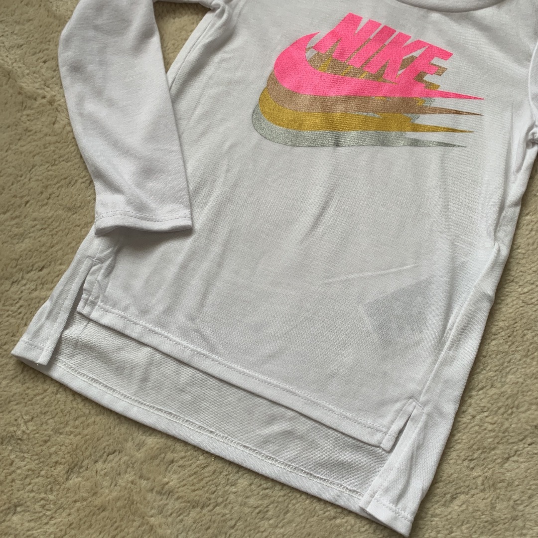 NIKE(ナイキ)のNIKE ナイキ　長袖 Tシャツ　ロングTシャツ　キッズ　95 キッズ/ベビー/マタニティのキッズ服男の子用(90cm~)(Tシャツ/カットソー)の商品写真