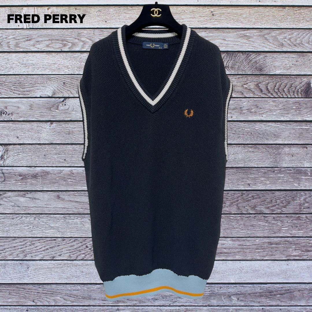 FRED PERRY - 【美品】FRED PERRY フレッドペリー ニットベスト ユニ