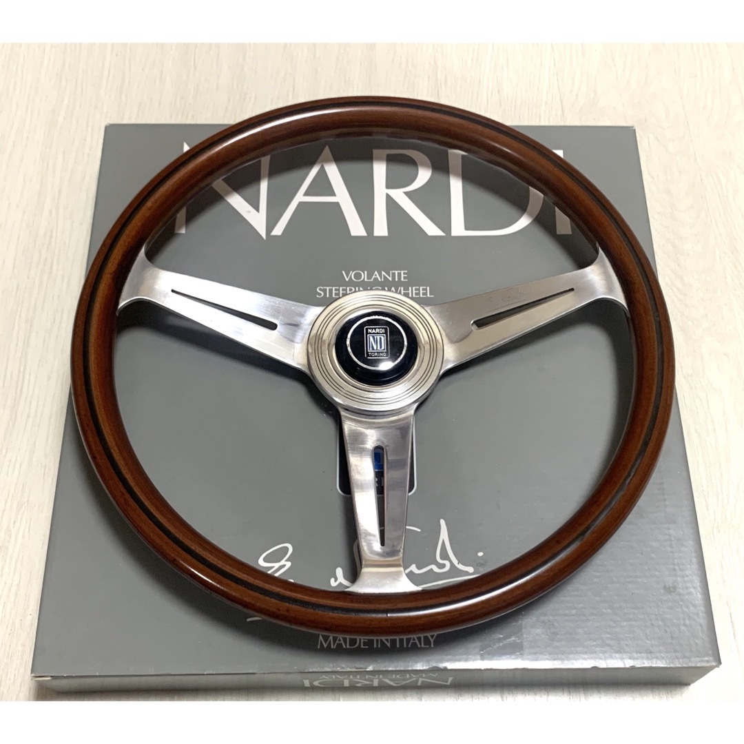 自動車希少【NARDI Classic】36.5Φ ウッドステアリング　ナルディ