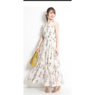 新品SALE☆ priyadarshini 花柄ワンピース