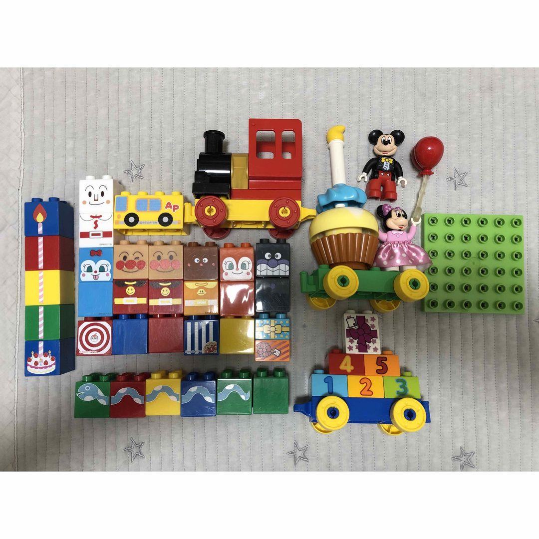 Lego(レゴ)のレゴ デュプロ ミッキーとミニーのバースデーパレード アンパンマンブロックセット キッズ/ベビー/マタニティのおもちゃ(その他)の商品写真