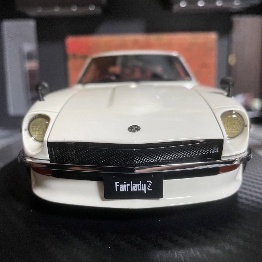 絶版未展示品 ミニカー1/18京商モデル 日産フェアレディーZ】-