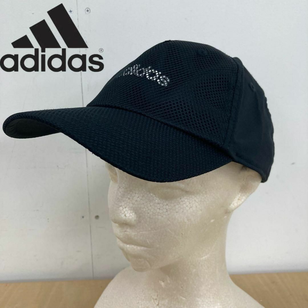 adidas(アディダス)のadidas ロゴキャップ メンズの帽子(キャップ)の商品写真