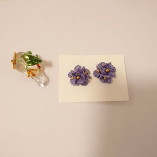 ブルーブルーエ(Bleu Bleuet)の◇花フラワー　ブルーブルーエ　青　ピアス(ピアス)