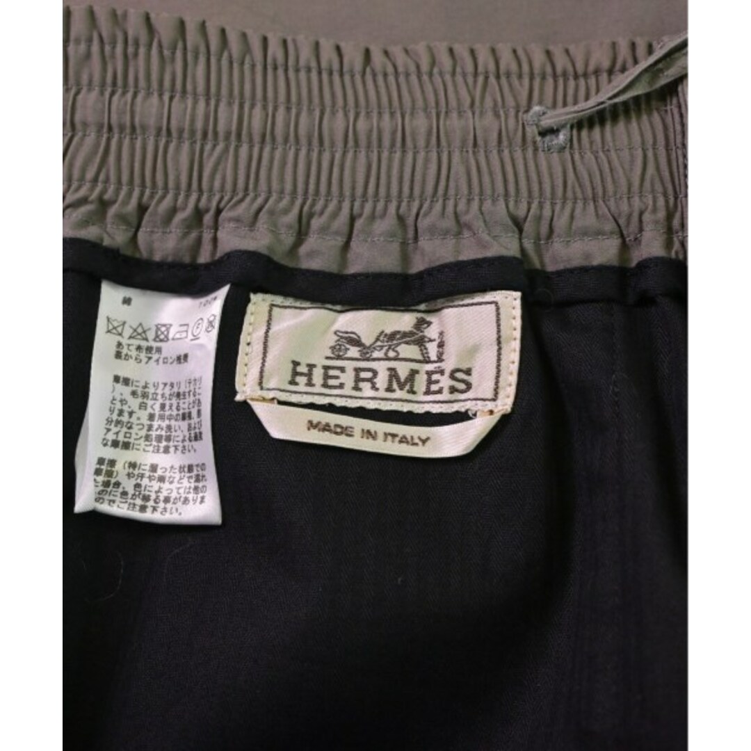 Hermes - HERMES ショートパンツ 40(S位) カーキ系(グレーがかってい