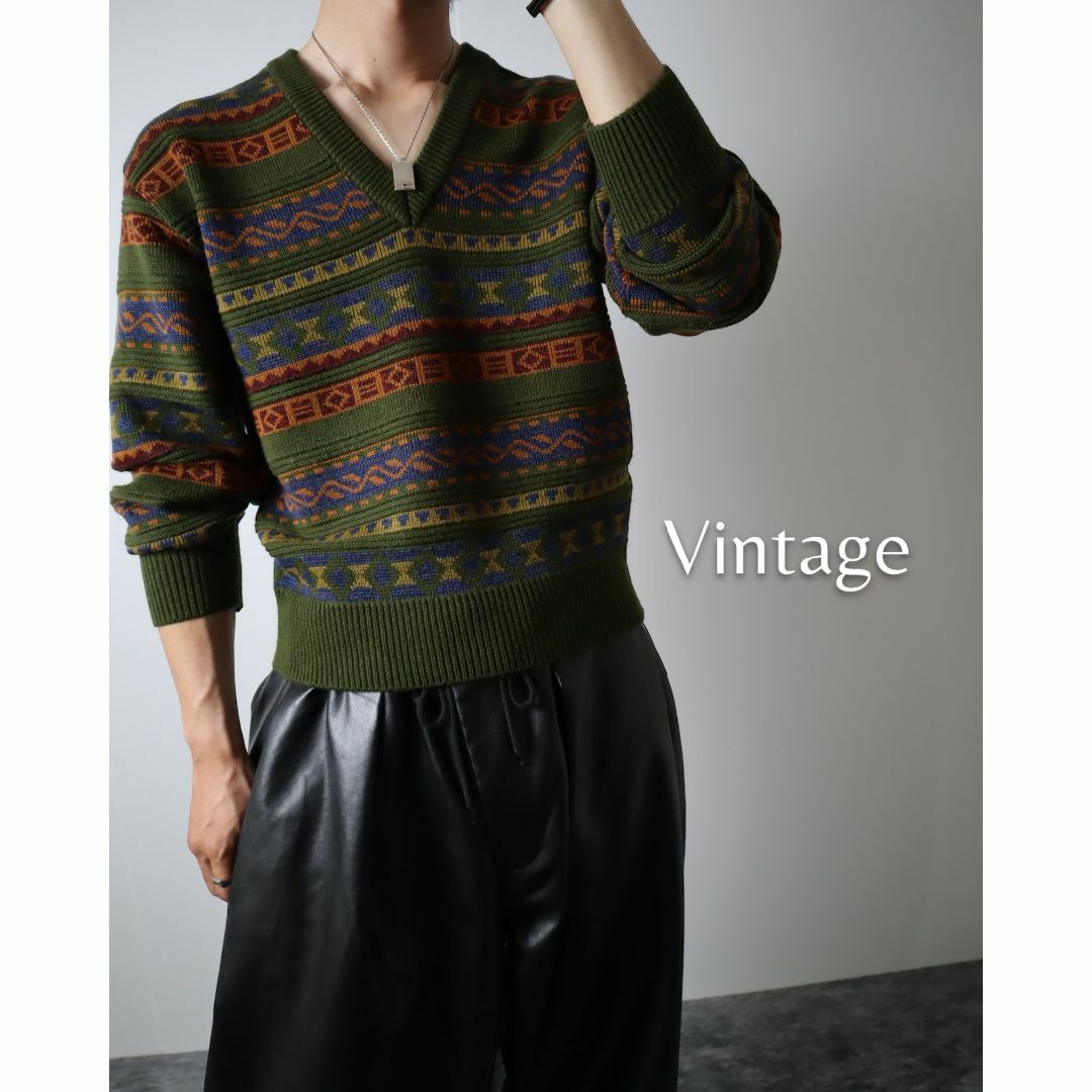 【vintage】レトロ デザイン 総柄 Ｖネック ウール ニット セーター 緑古着屋arie✿K14