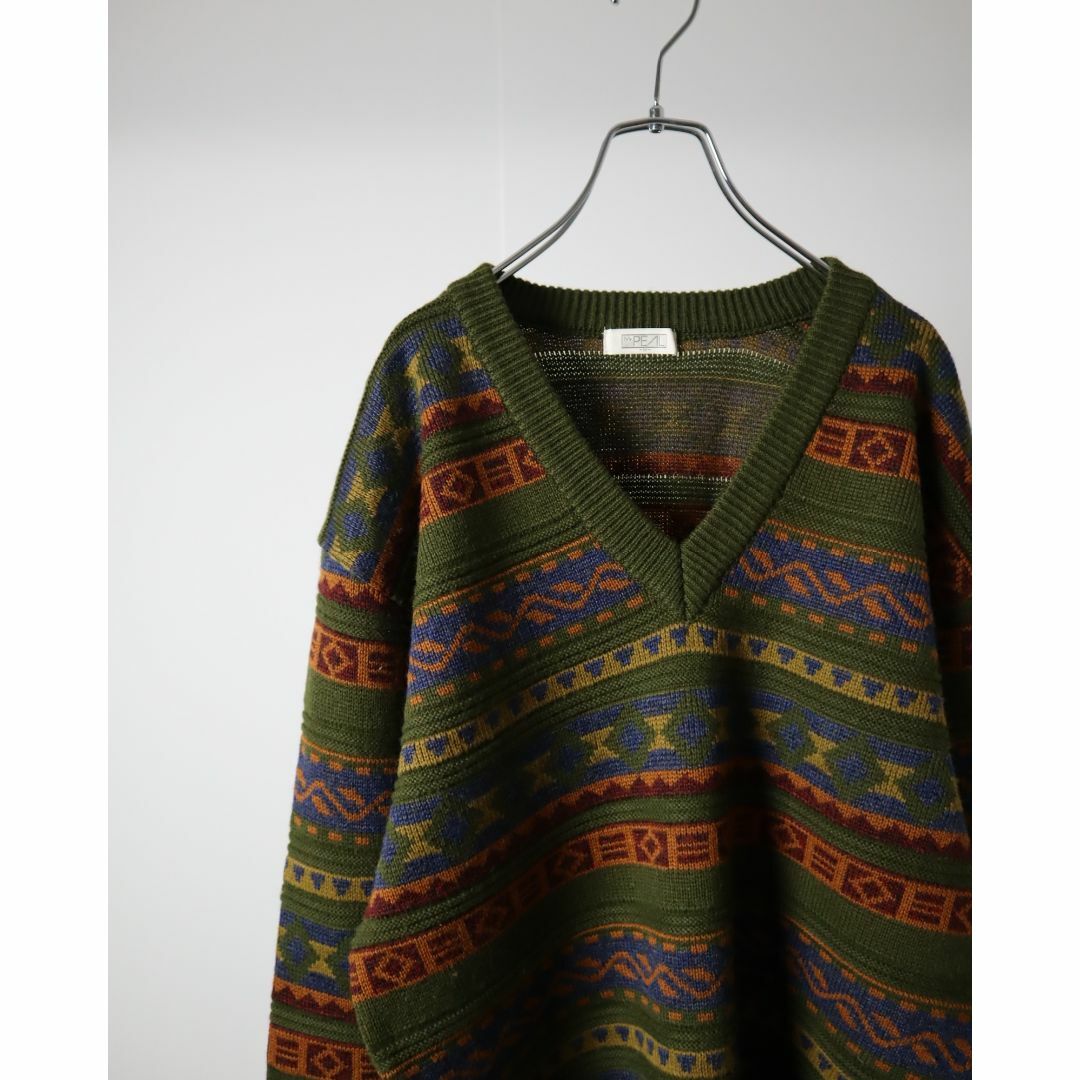 【vintage】レトロ デザイン 総柄 Ｖネック ウール ニット セーター 緑