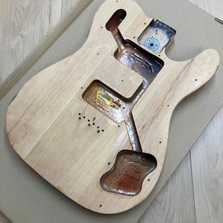 フェンダー(Fender)のfender telecaster deluxe ボディ(パーツ)