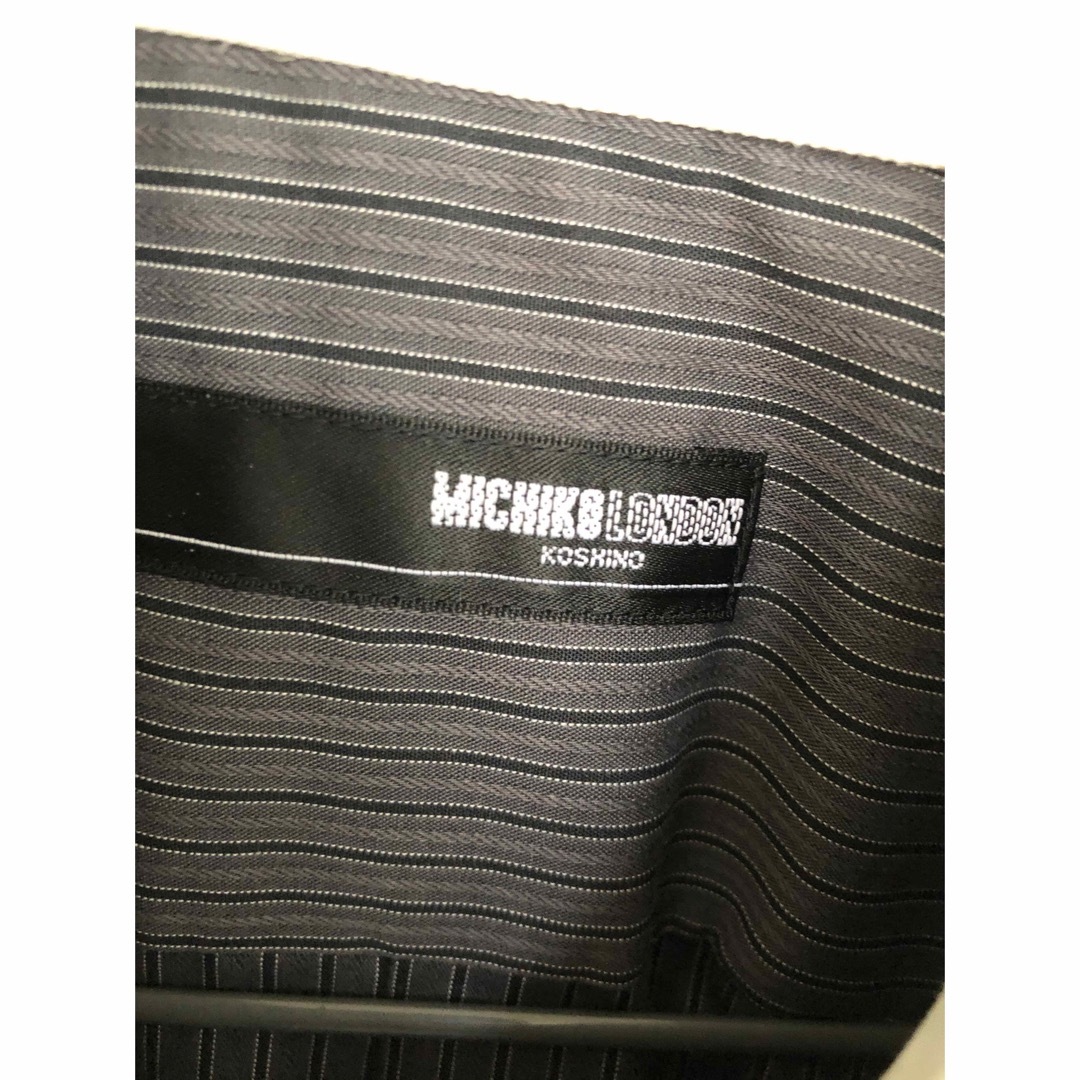 【稀少・美品】MICHIKO LONDON ボタンダウン　ドレスシャツ メンズのトップス(シャツ)の商品写真