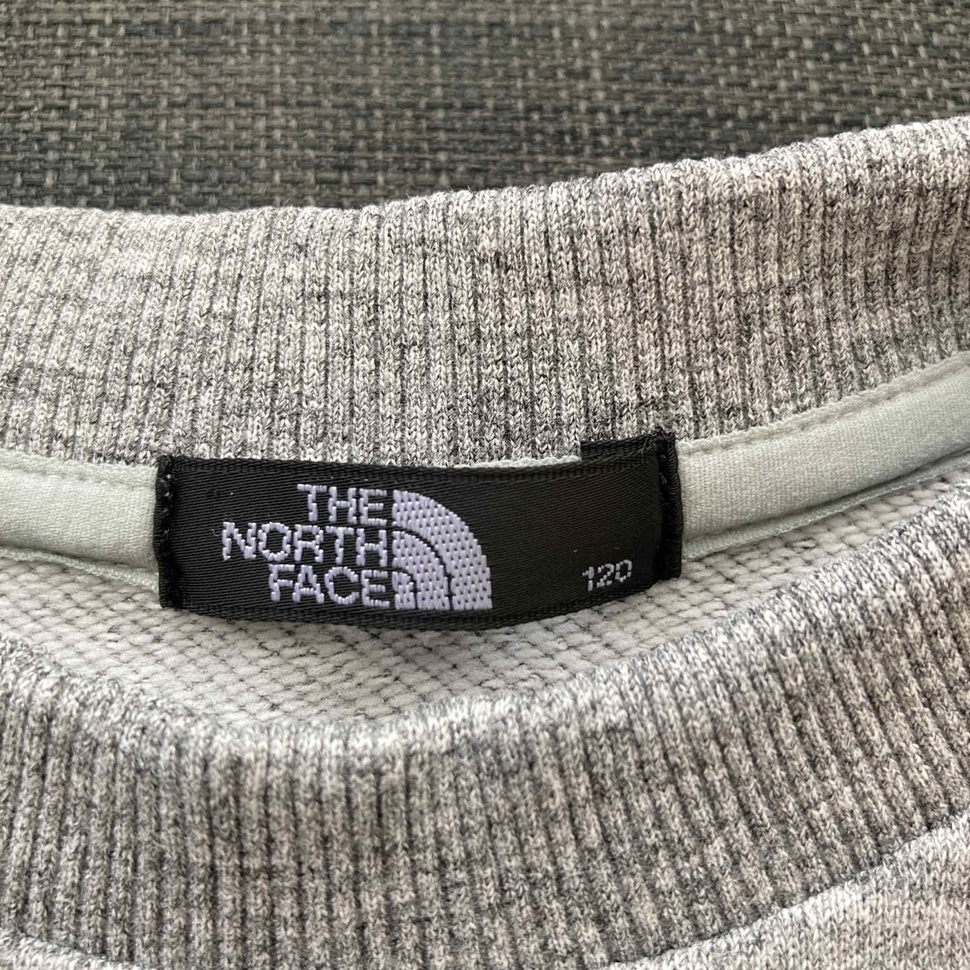 THE NORTH FACE(ザノースフェイス)のノースフェイス　トレーナー　120 キッズ/ベビー/マタニティのキッズ服男の子用(90cm~)(Tシャツ/カットソー)の商品写真