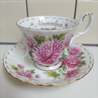 ROYAL ALBERT - 【美品】ロイヤルアルバート☆シルバーバーチ☆トリオ