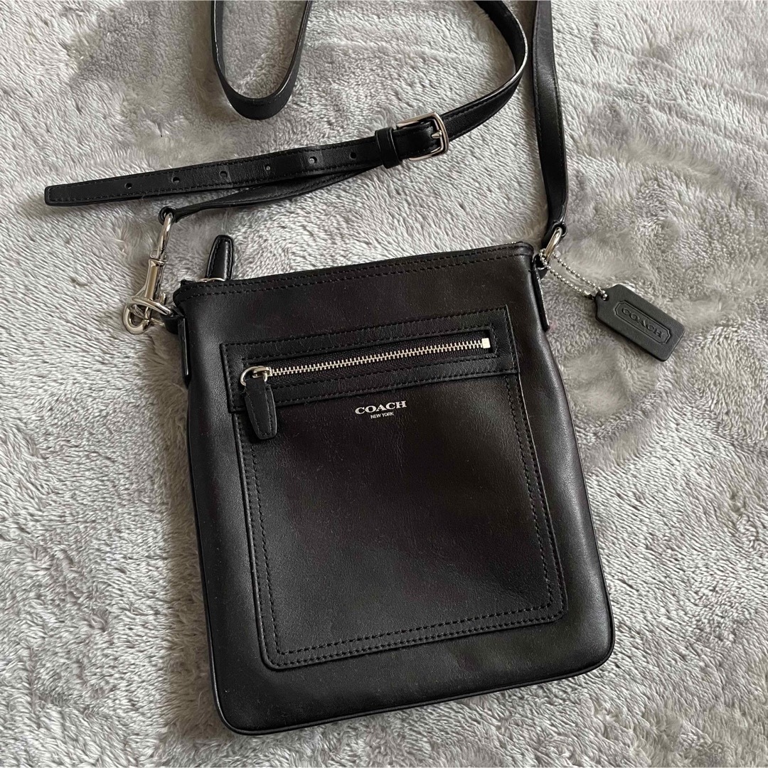 COACH コーチ ♡ 本革 レザー ショルダーバッグ サコッシュ