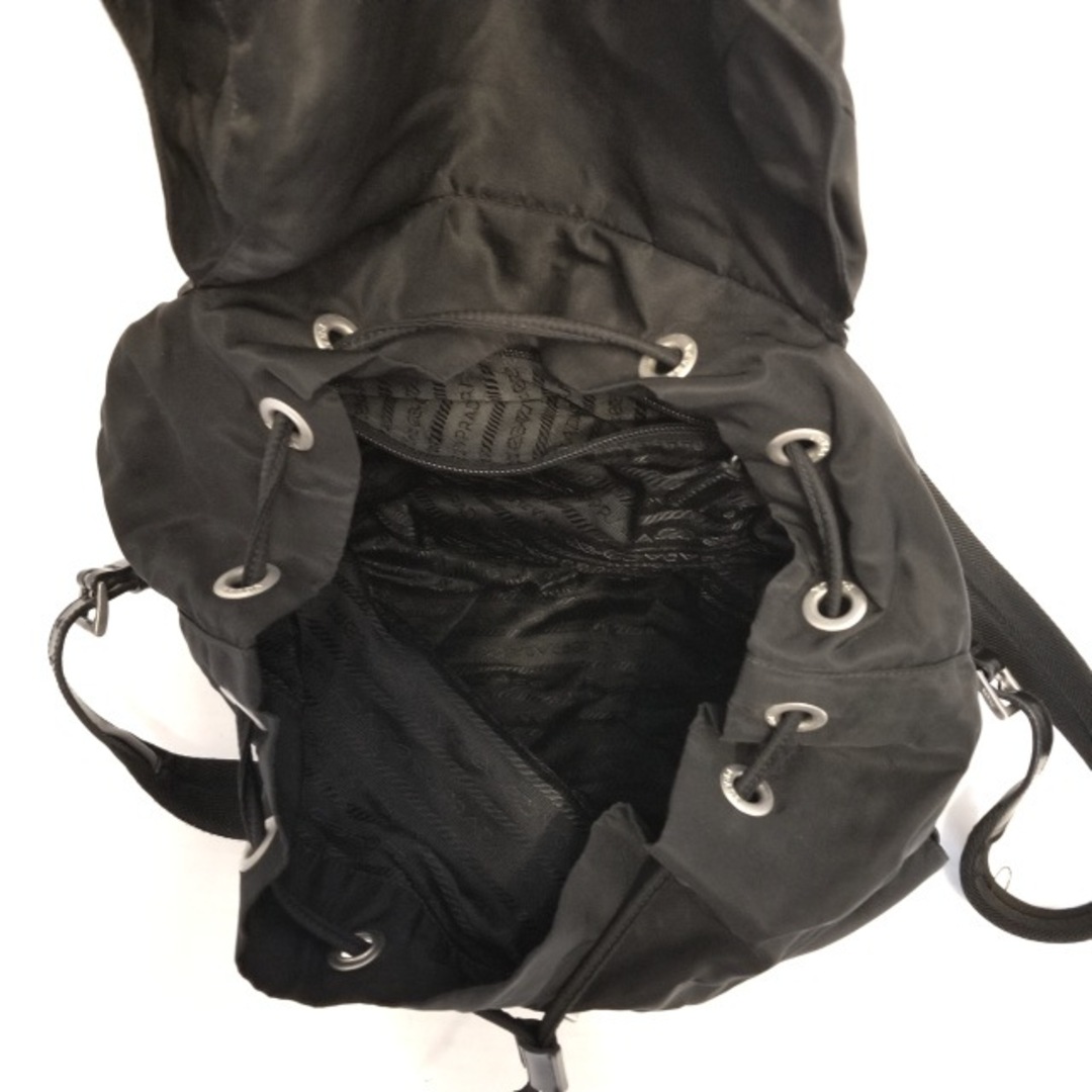 大人気 鑑定品✨PRADA  バックパック　巾着　三角ロゴ　白タグ　ブラック